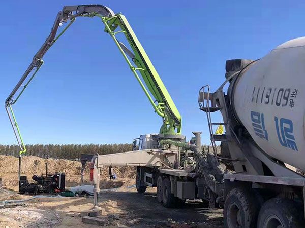 嶺縣龍鳳湖200mw風(fēng)電制氫示范項(xiàng)目二期道路、風(fēng)機(jī)基礎(chǔ)、箱變基礎(chǔ)及風(fēng)機(jī)平臺施工1